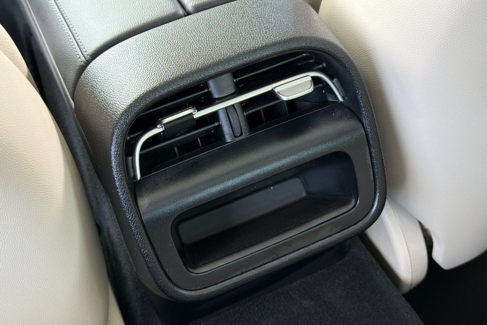 New 2026 Polar White Mercedes-Benz E 350 image 28