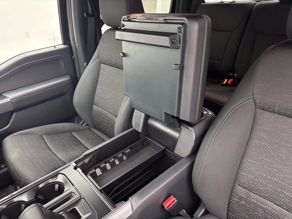 New 2026 Black Ford XLT image 26