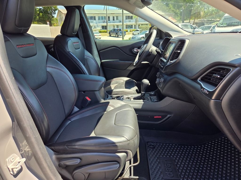 2023 Jeep Cherokee Trailhawk - Photo 21