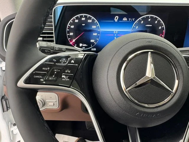 New 2026 Polar White Mercedes-Benz GLE 350 image 24