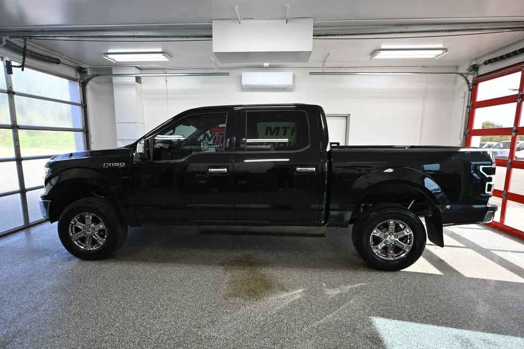 Used 2018 Black Ford XLT image 6