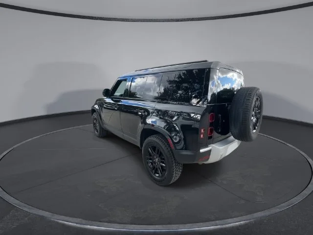 2025 Land Rover Defender S - Photo 6