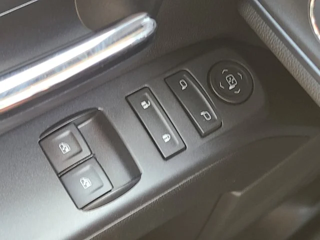 Used 2024 White Chevrolet 1WT image 26