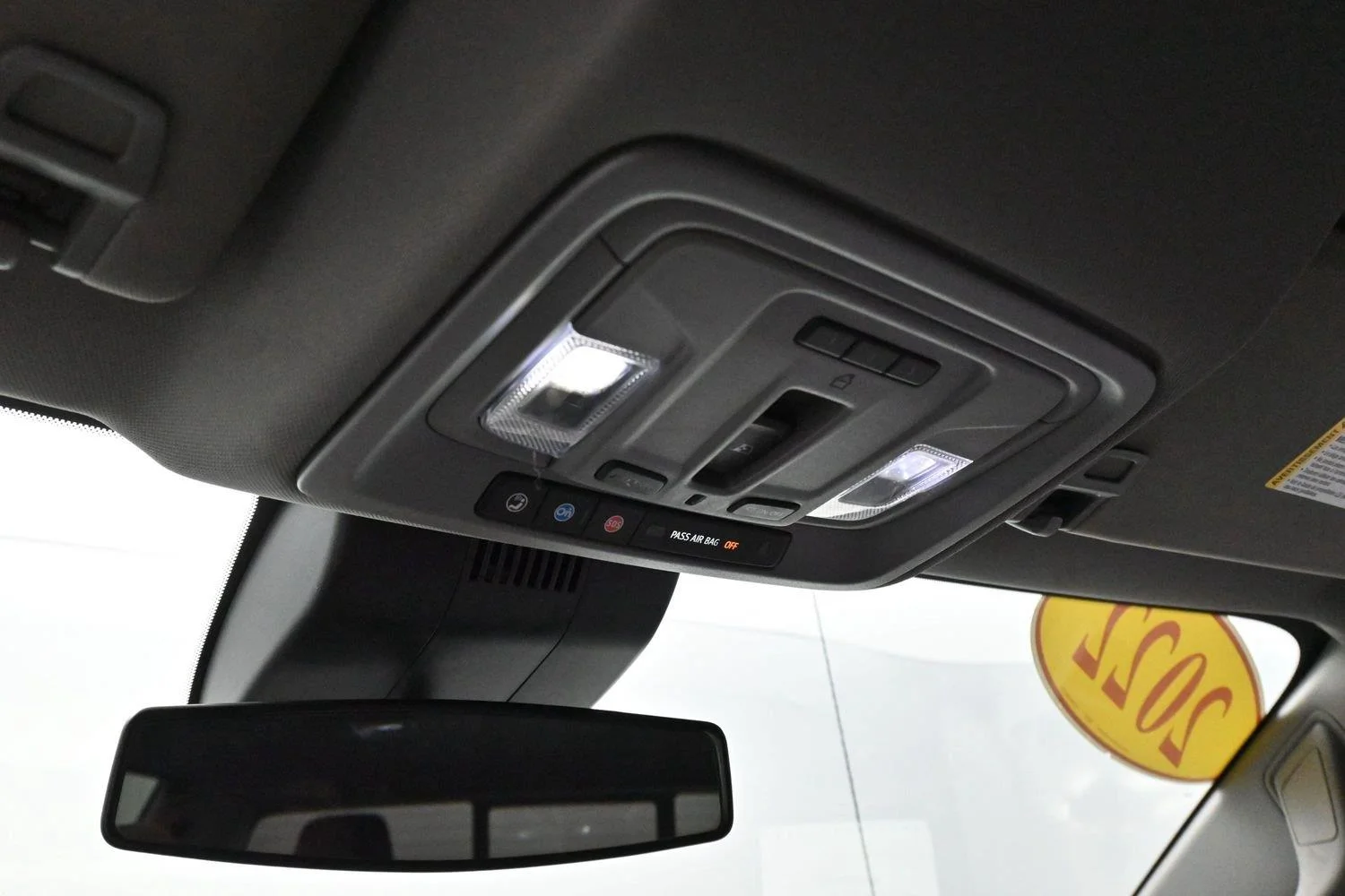 Used 2022 Quicksilver Metallic GMC Elevation image 25