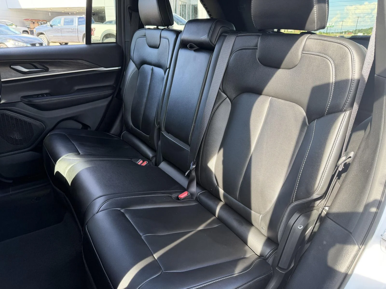 Used 2025 Bright White Clearcoat Jeep Limited image 18