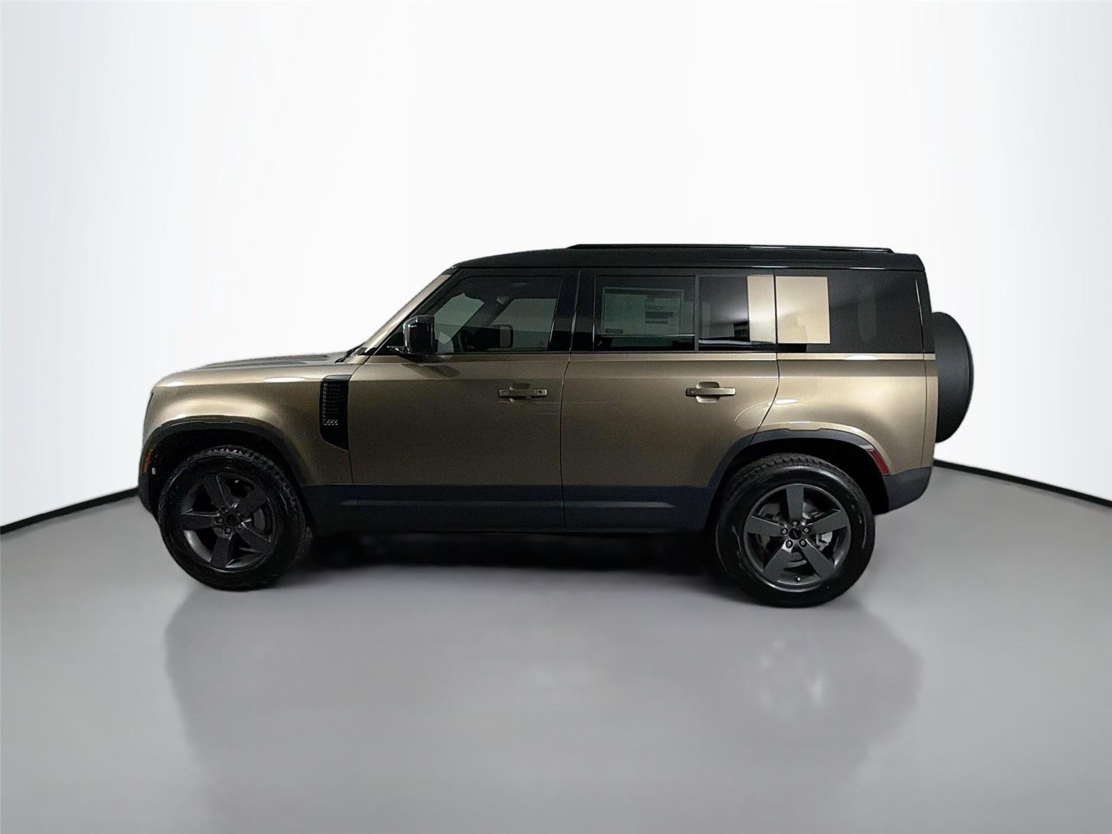New 2026 Gondwana Stone Land Rover 110 S P300 image 8