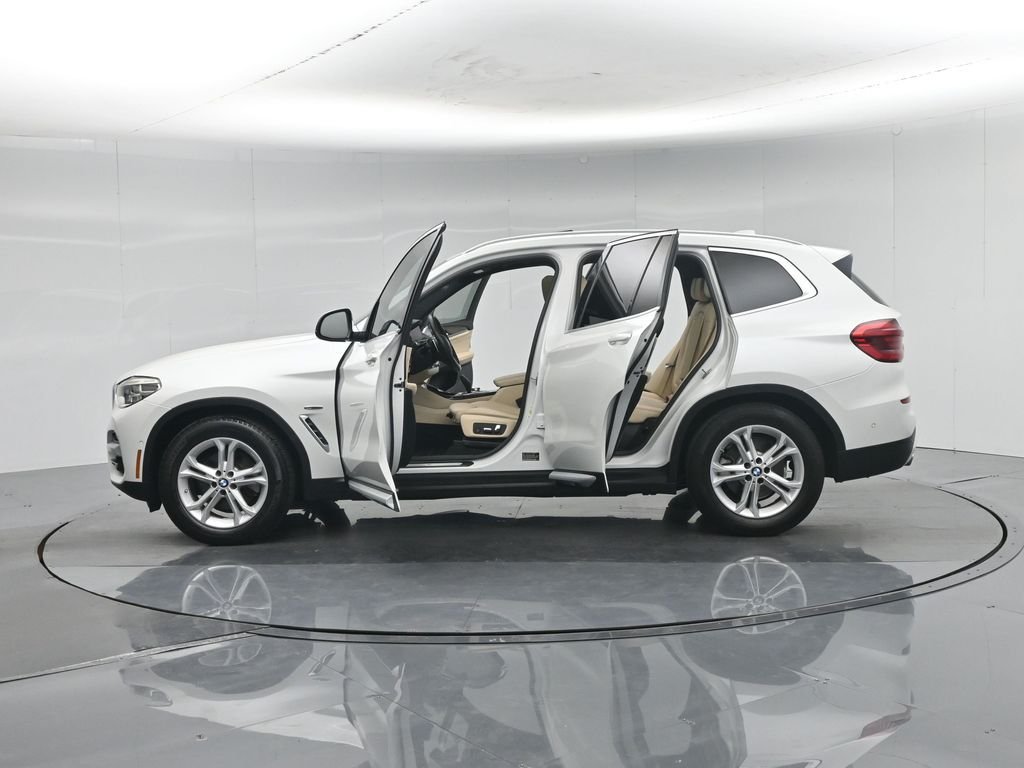 Certified Used 2020 White BMW sDrive30i image 37