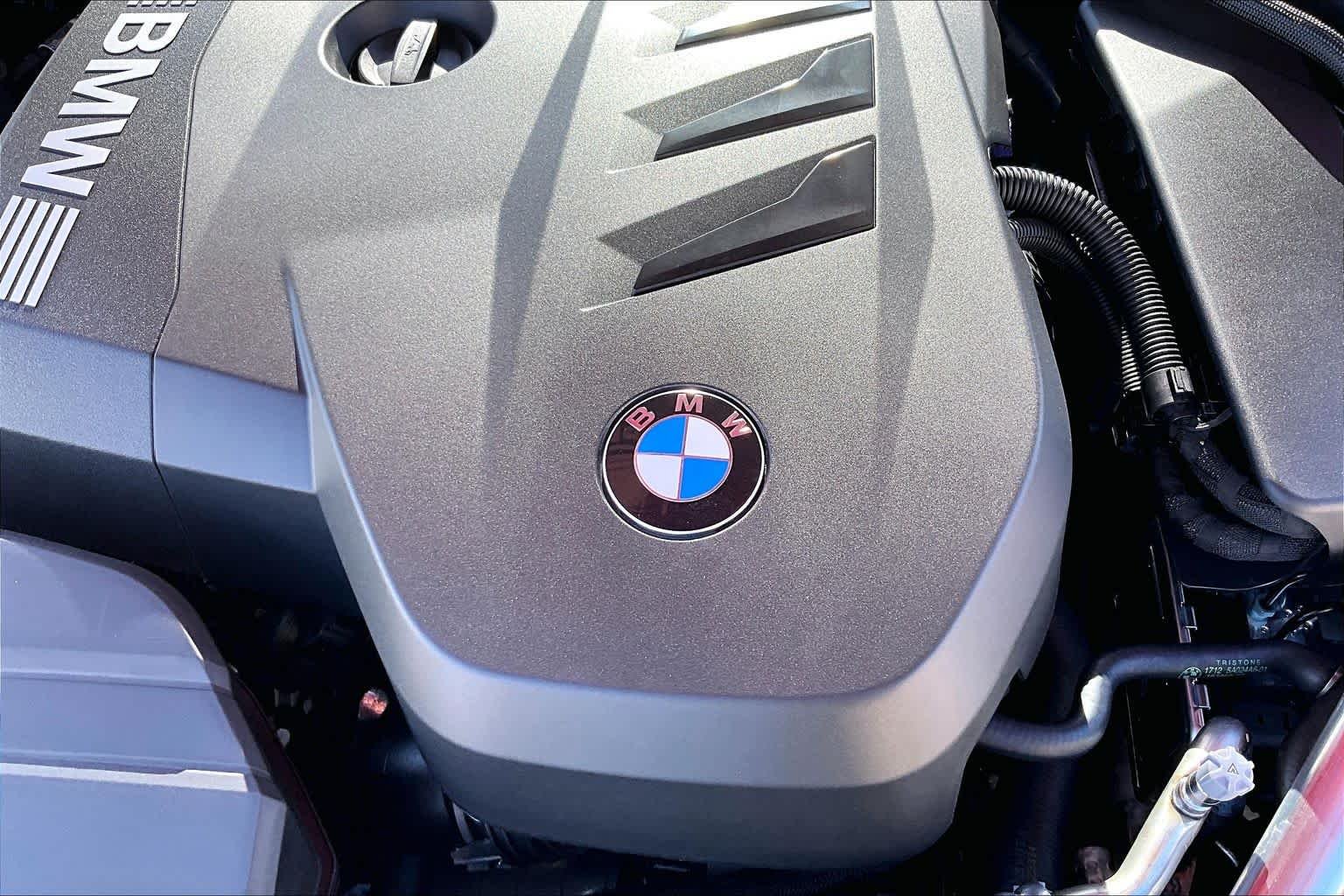 New 2026 Vegas Red Metallic BMW 430i image 17