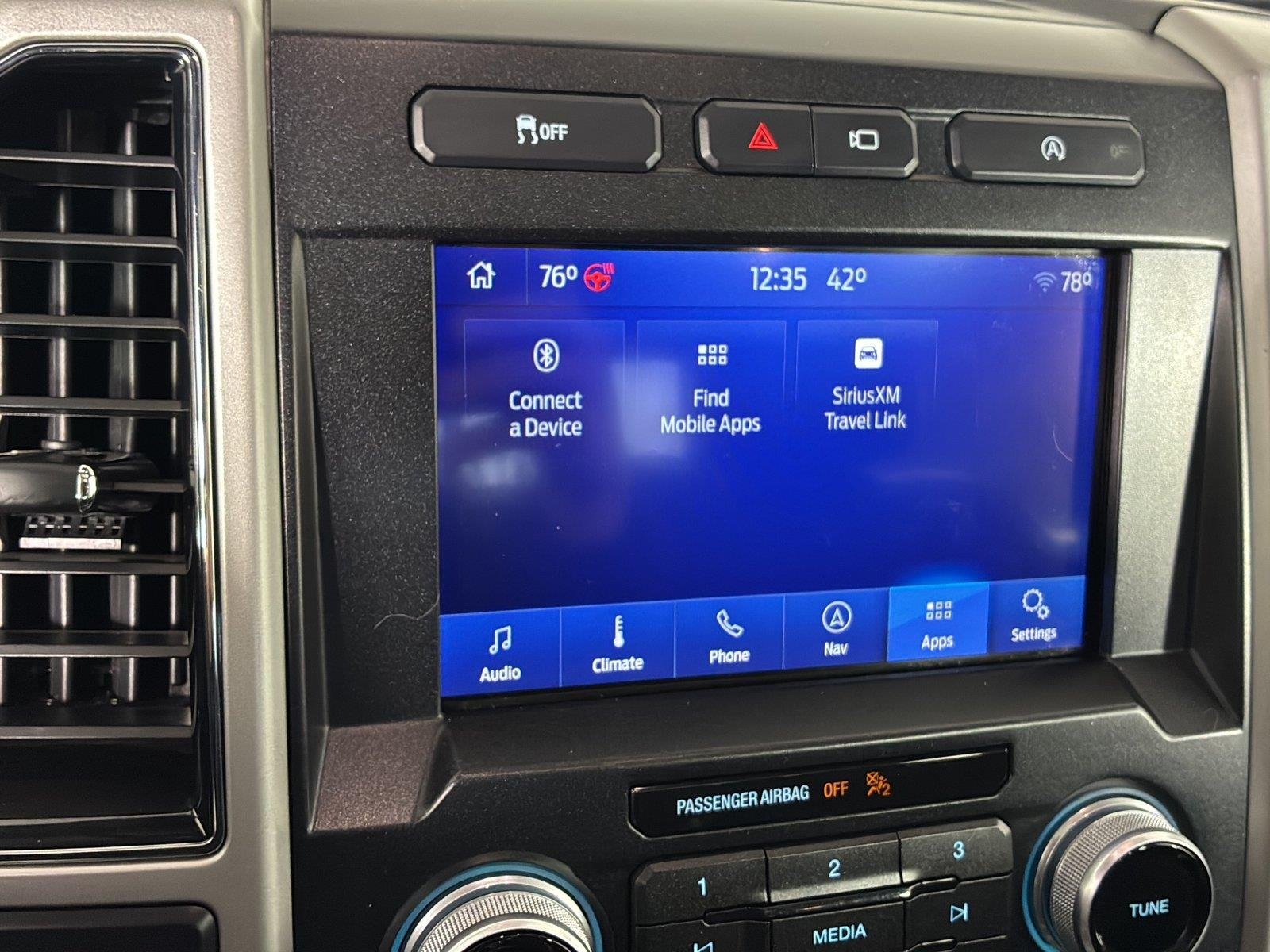 Used 2019 Ruby Red Metallic Tinted Clearcoat Ford LARIAT image 52