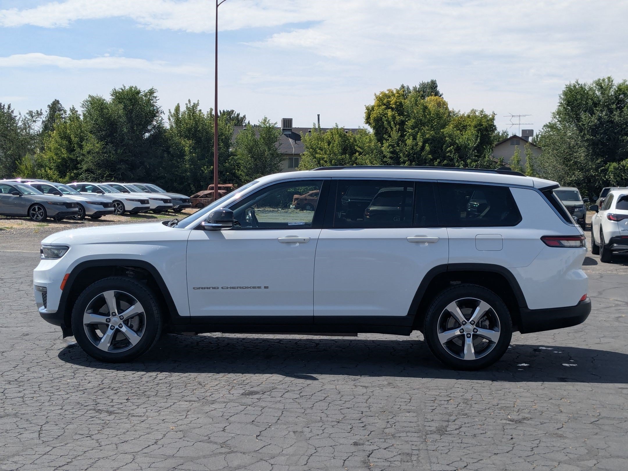 Used 2021 Bright White Clearcoat Jeep Limited image 7