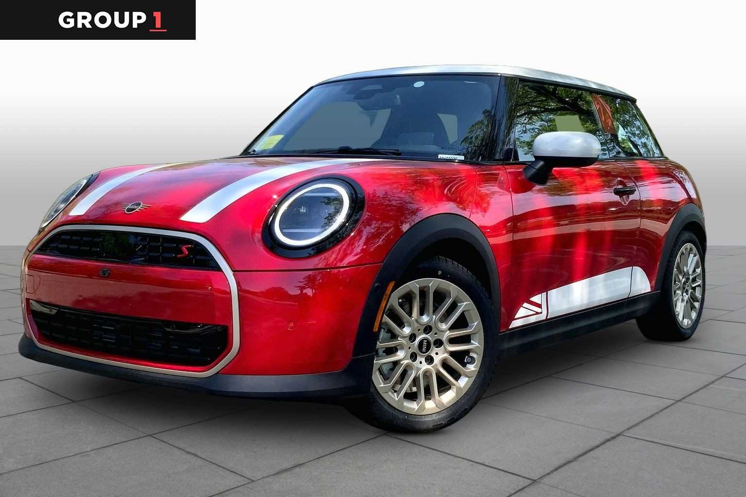2026 MINI Hardtop Cooper S's photo