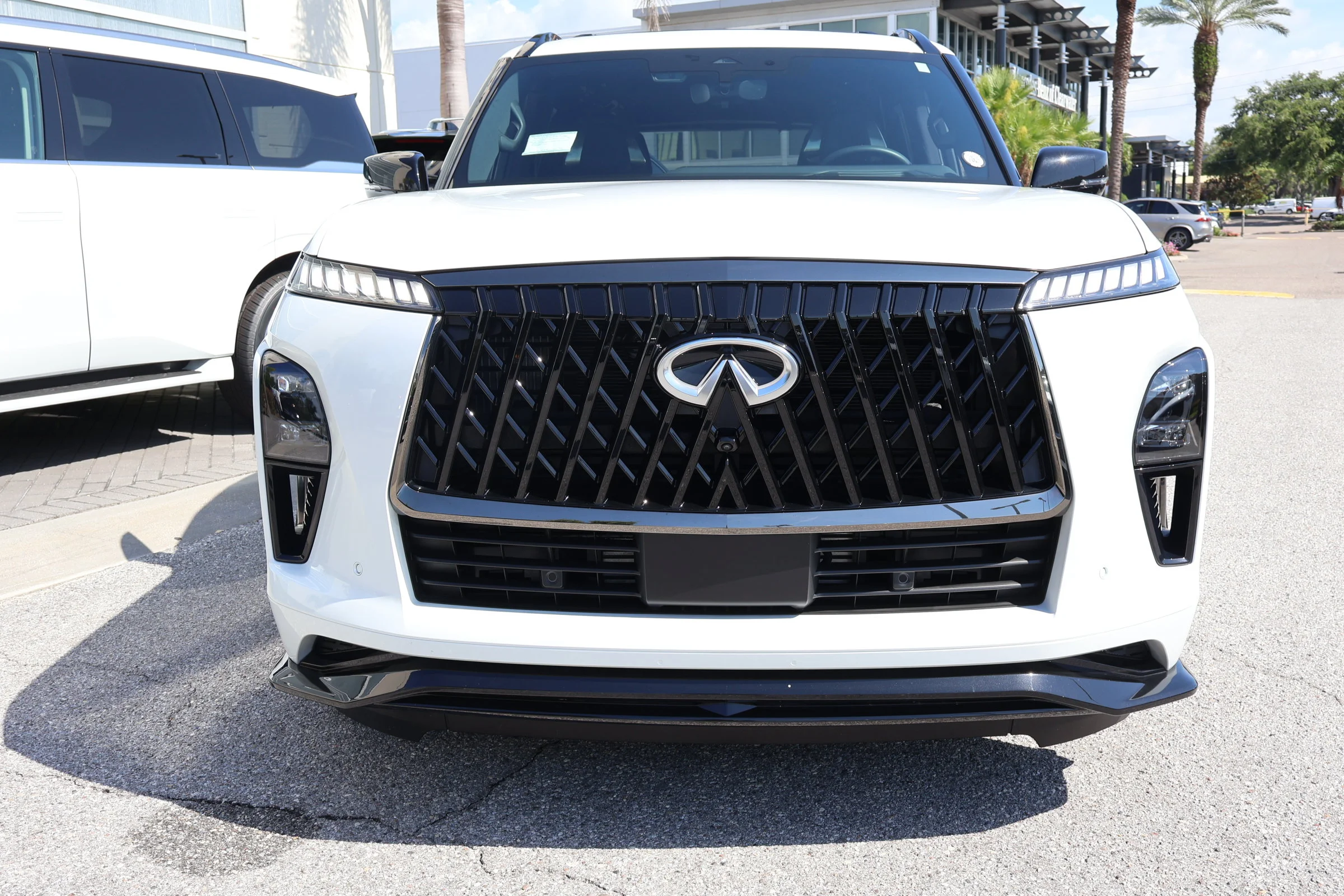 2026 INFINITI QX80 Sport - Photo 13
