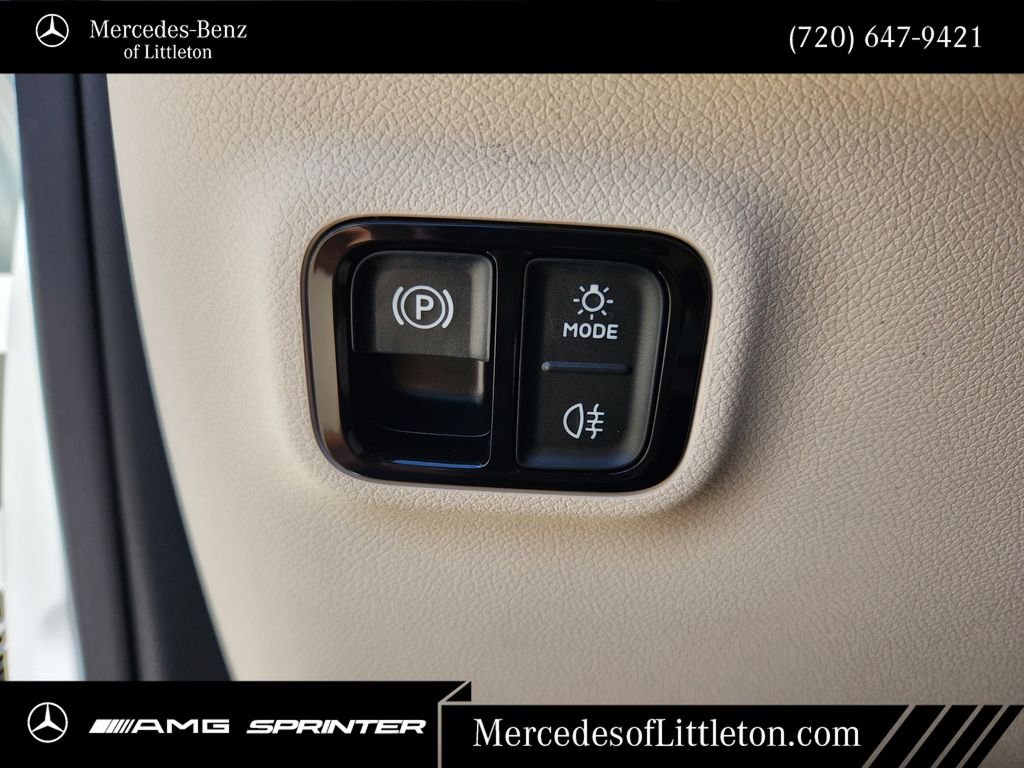 New 2027 Polar White Mercedes-Benz CLA 220 image 21
