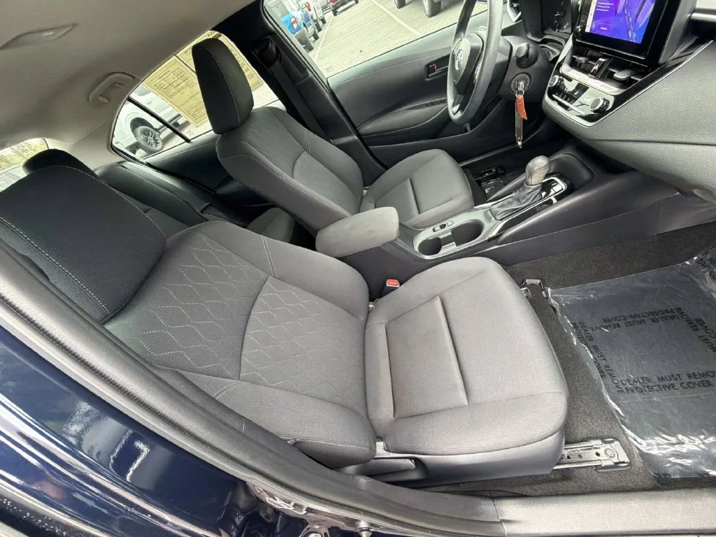 Used 2024  Toyota LE image 30