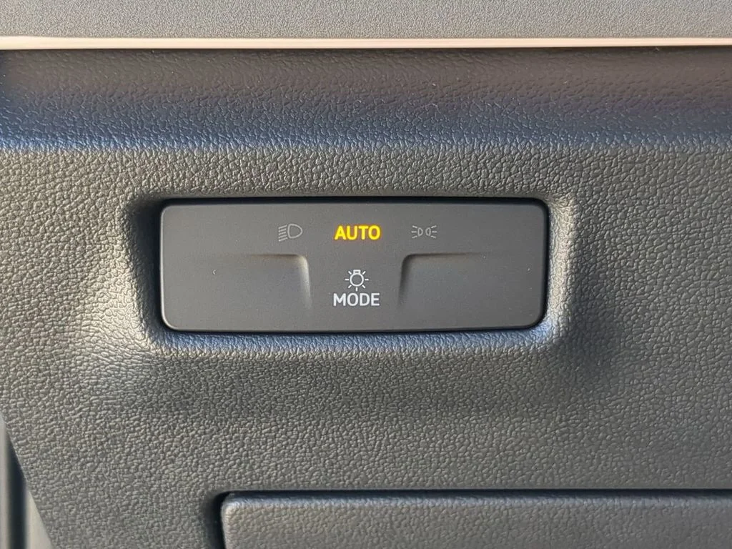New 2026 Gray Volkswagen 2.0T SE R-Line Black image 27