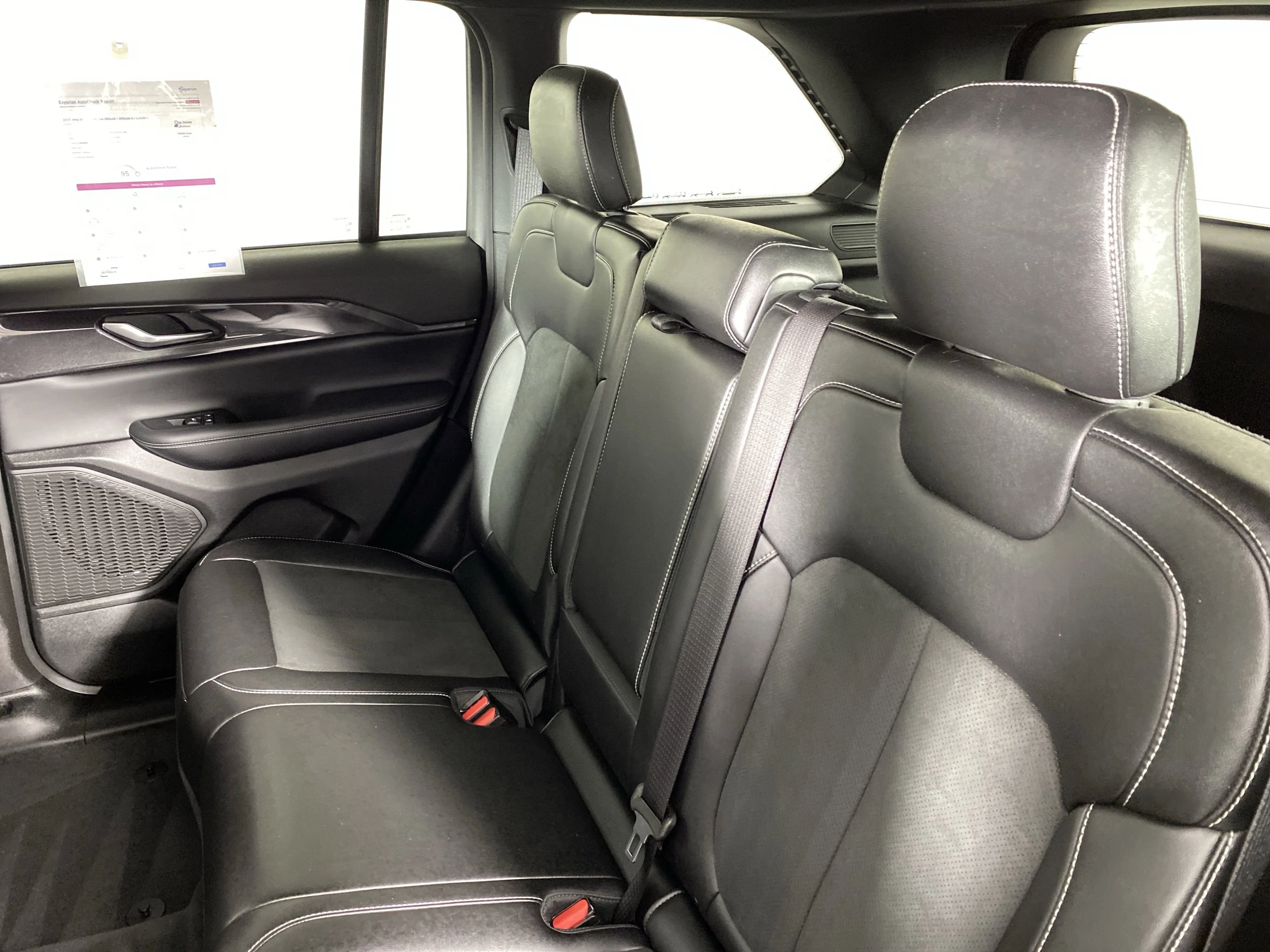 Used 2023 Velvet Red Pearlcoat Jeep Altitude image 32