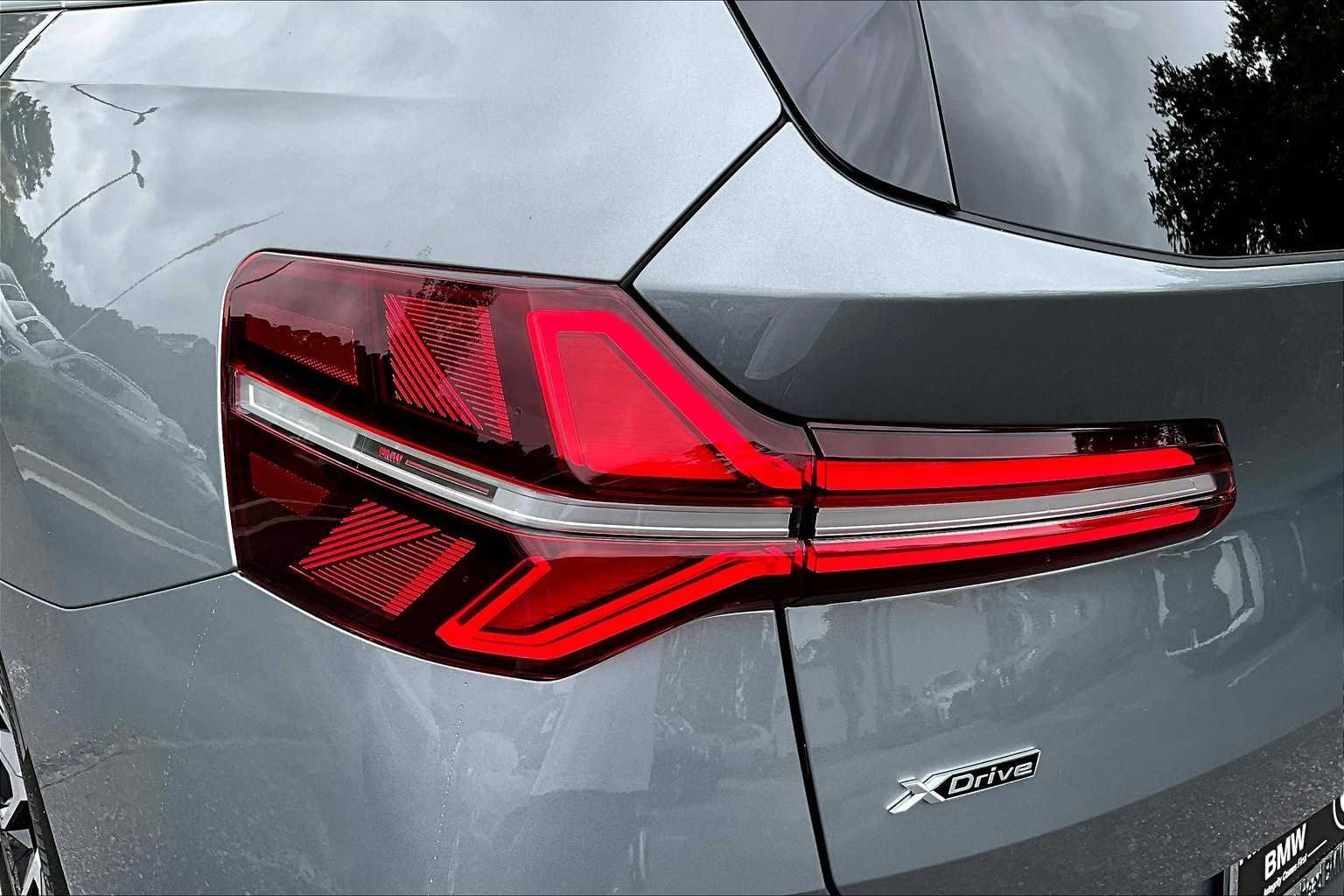New 2026 Skyscraper Grey Metallic BMW 30 xDrive image 14
