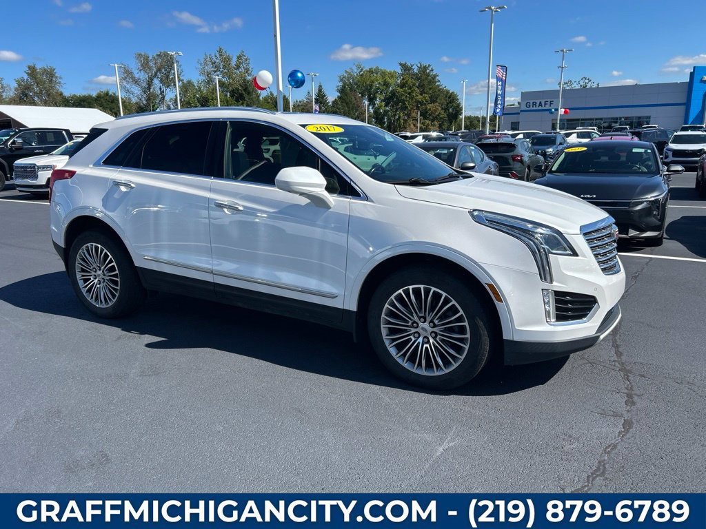 Used 2017 CRYSTAL WHITE TRICOAT Cadillac Platinum AWD image 7