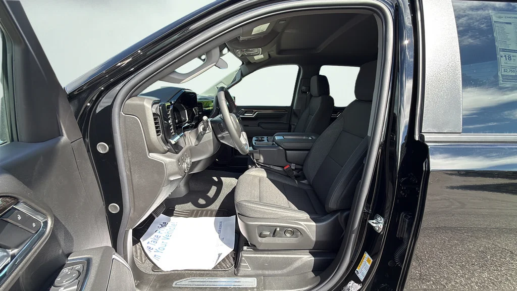2026 Chevrolet Silverado 1500 LT - Photo 21