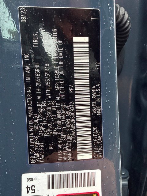 Used 2024 White Toyota XLE image 26