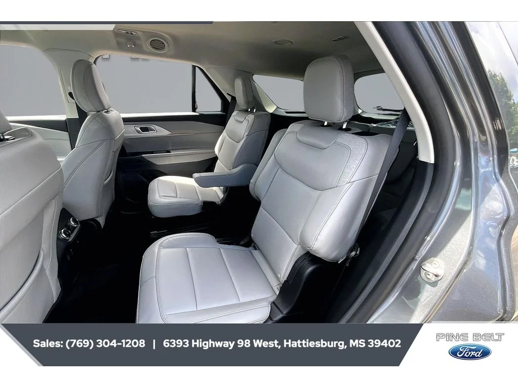 New 2026 Carbonized Gray Metallic Ford Active image 19
