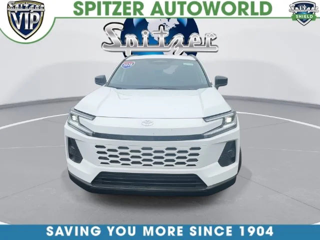 Used 2026 Off-white Toyota XLE Premium image 6