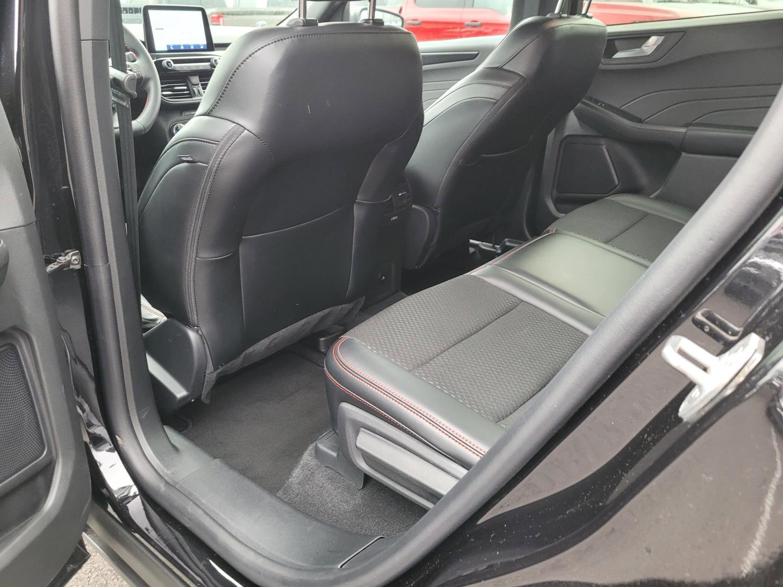 Used 2025 Black Metallic Ford ST-Line image 14