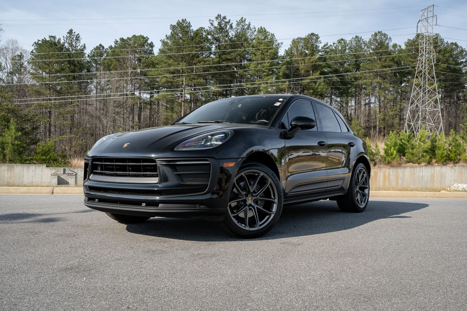 2022 Porsche Macan Base