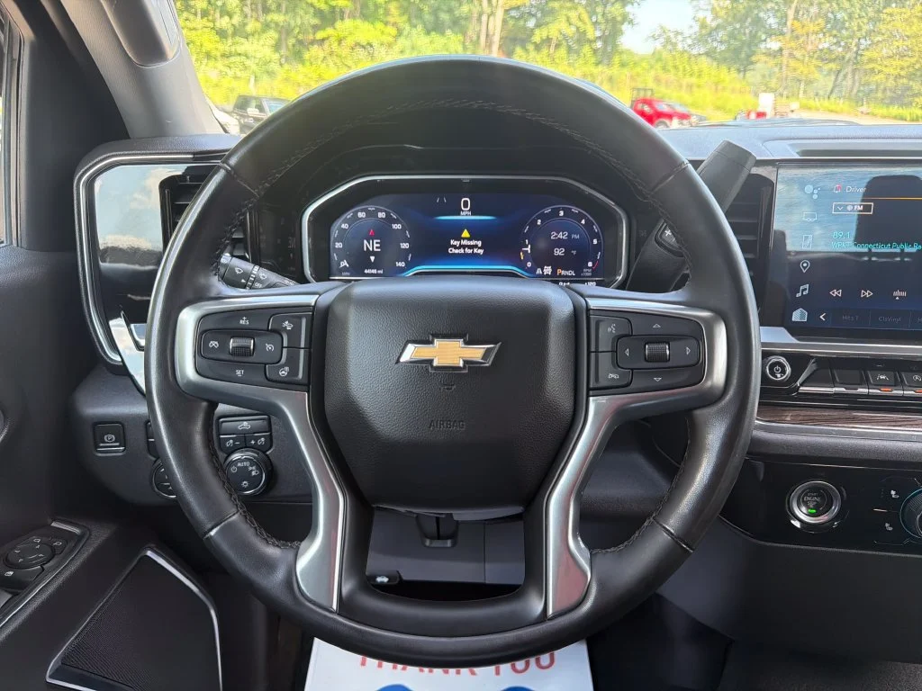 2023 Chevrolet Silverado 1500 LT - Photo 14