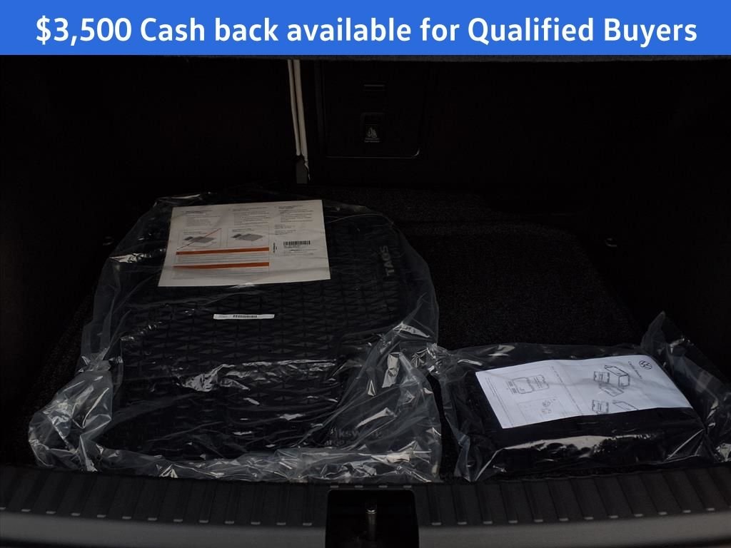 2025 Volkswagen Taos SE - Photo 6