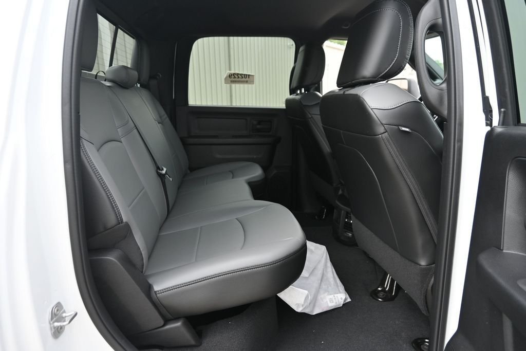 New 2026 Bright White Clearcoat RAM Tradesman image 15