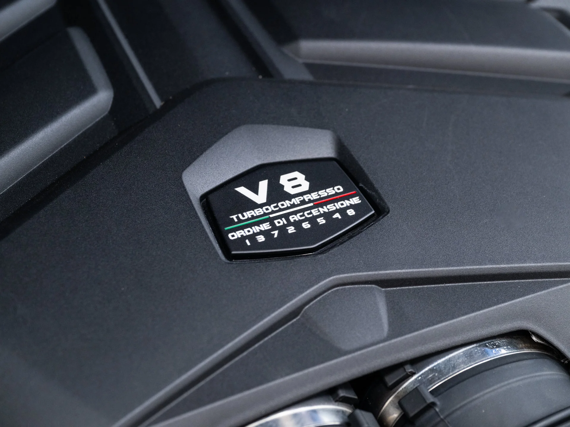 Used 2025 Blu Eleos Metallic Lamborghini SE image 104