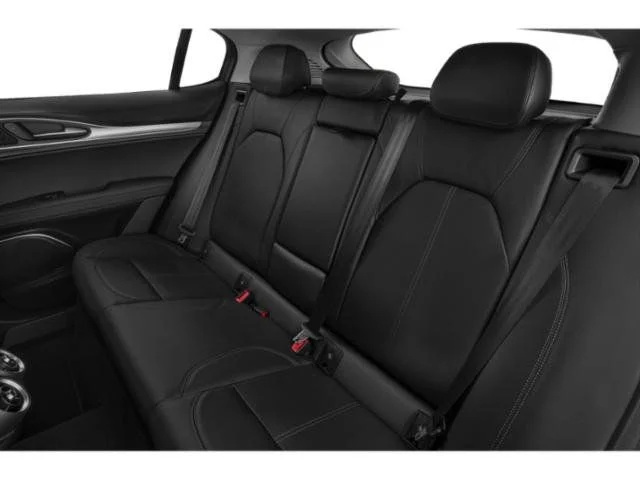 Used 2020 Red Alfa Romeo Base image 17