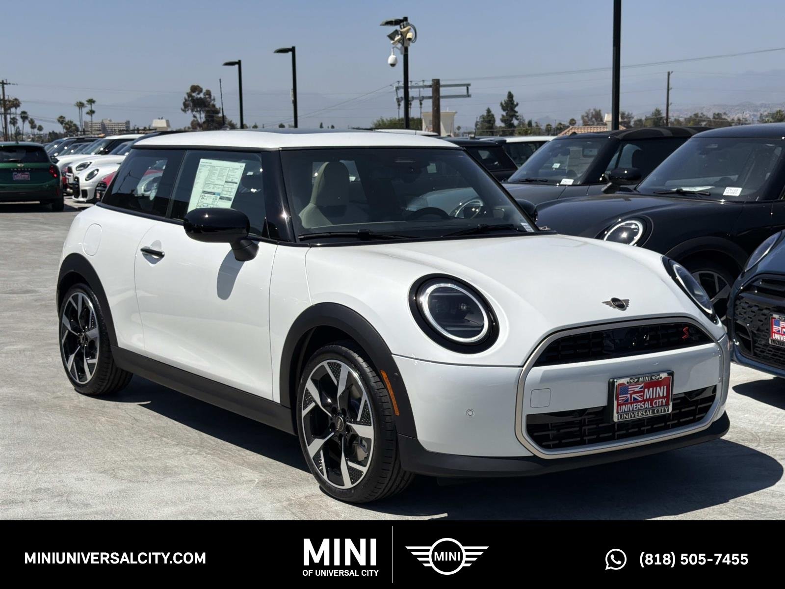 2026 MINI Hardtop Cooper S Signature's photo