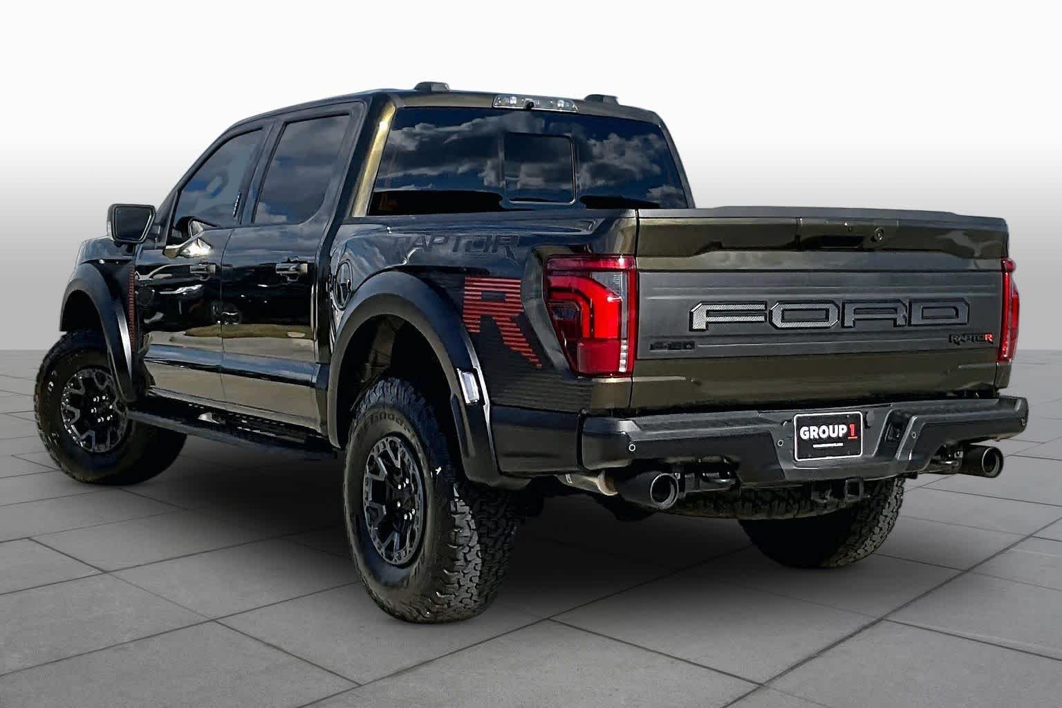 Used 2026 Shelter Green Ford Raptor image 11