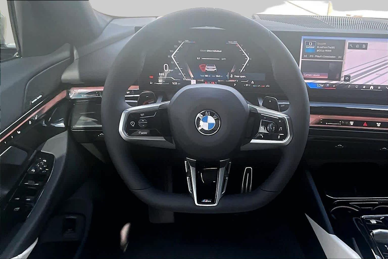 Used 2027 Mineral White Metallic BMW 540i xDrive image 5