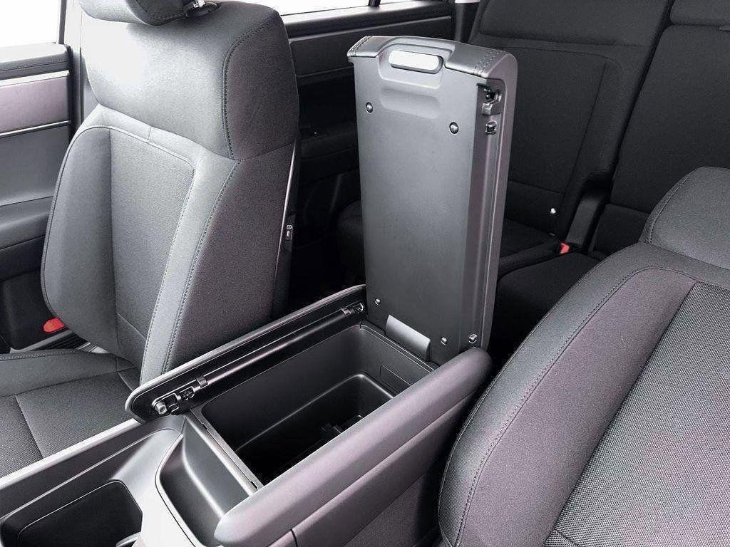 New 2026 Black Hyundai SE AWD image 18
