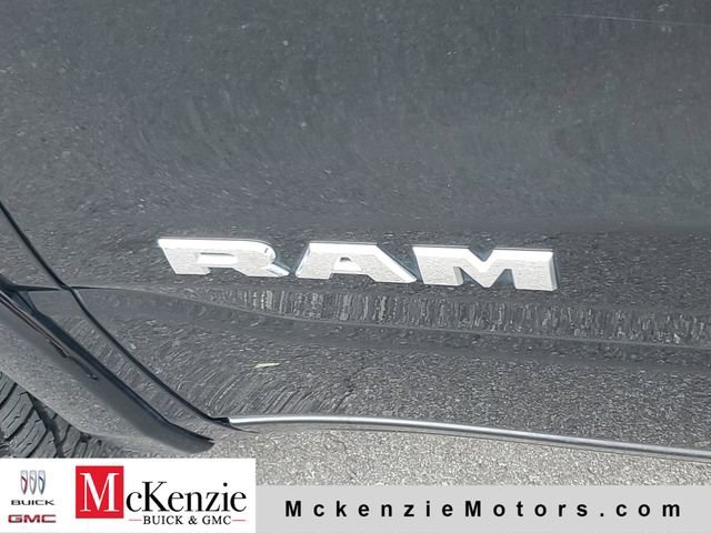 Used 2020 Diamond Black Cry Ram Laramie image 30