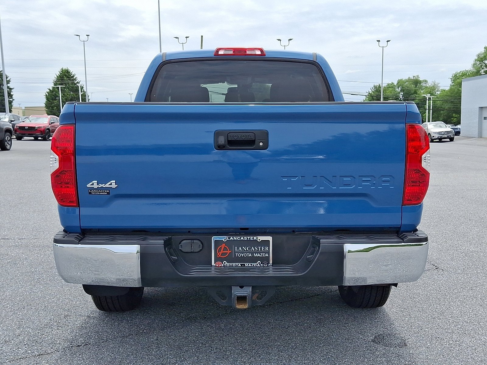 Used 2019 Cavalry Blue Toyota SR5 image 6