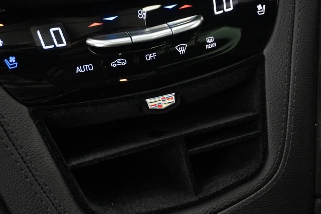 Used 2020 Black Cadillac Sport image 38