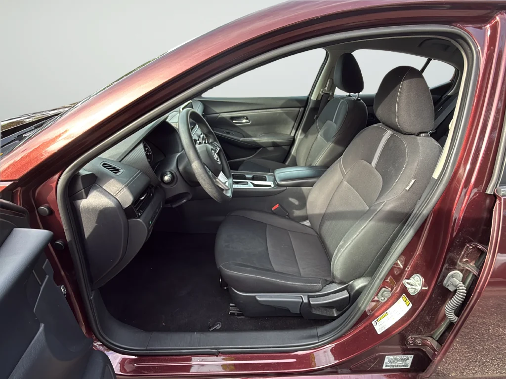 Used 2024 Red Nissan SV image 10