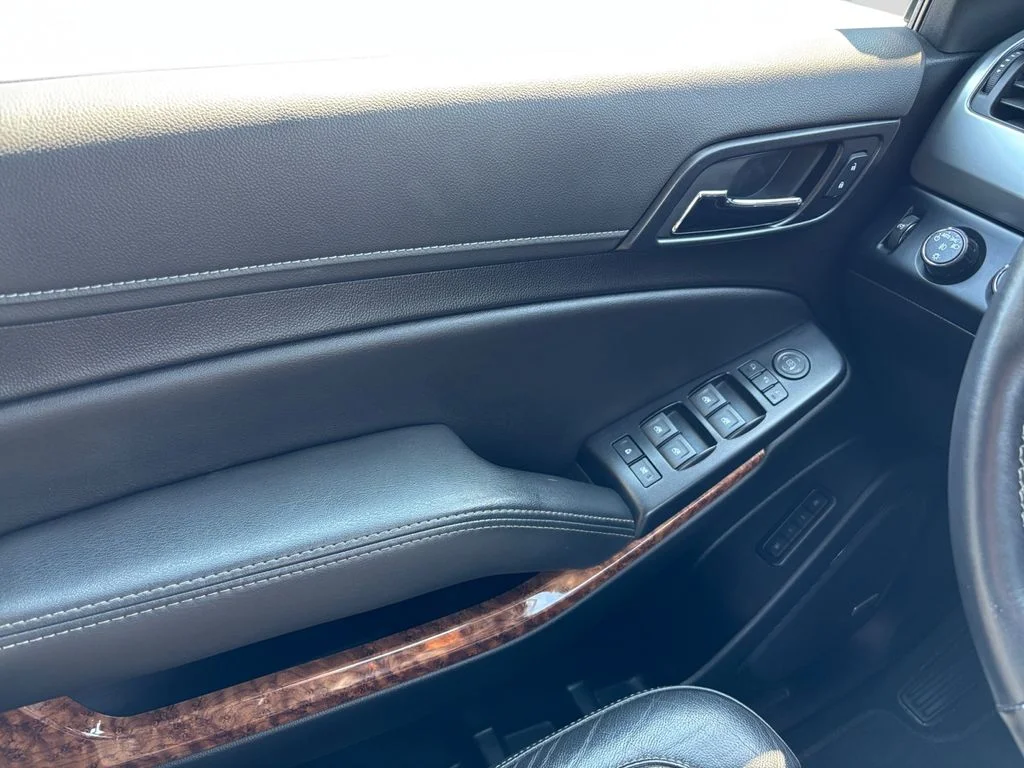 Used 2020 Black Chevrolet Premier image 17