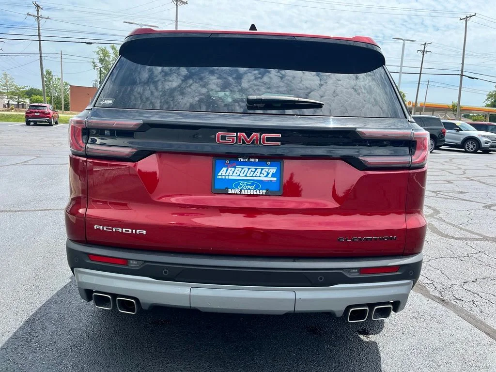 Used 2024 Red GMC Elevation image 5
