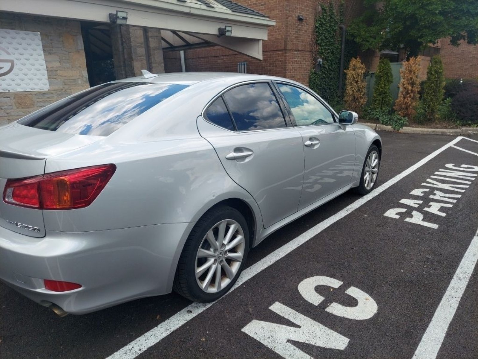Used 2009 Tungsten Pearl Lexus 250 image 5