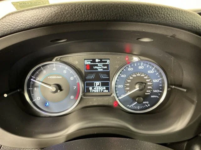 Used 2016 Gray Subaru 2.0i Limited image 17