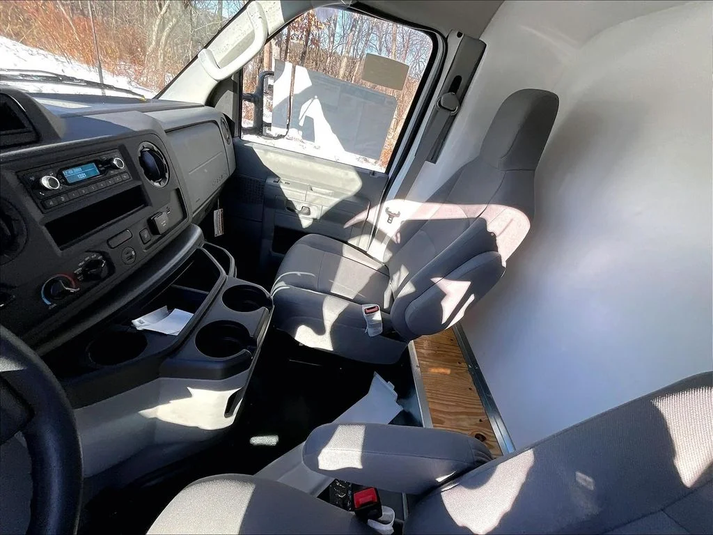 2026 Ford E-Series Cutaway Base - Photo 30