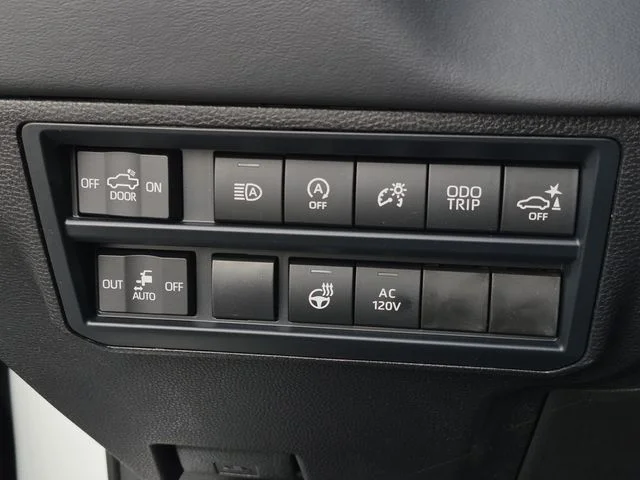 2026 Toyota Tundra Platinum - Photo 31