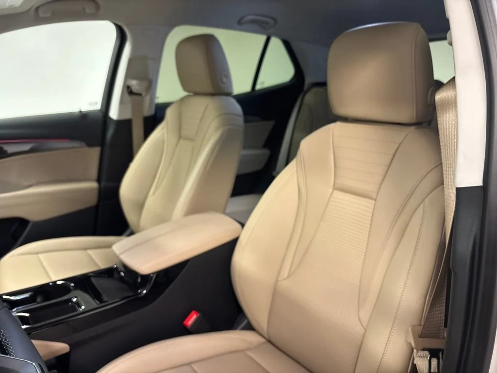 New 2026 Summit White Buick Preferred image 24