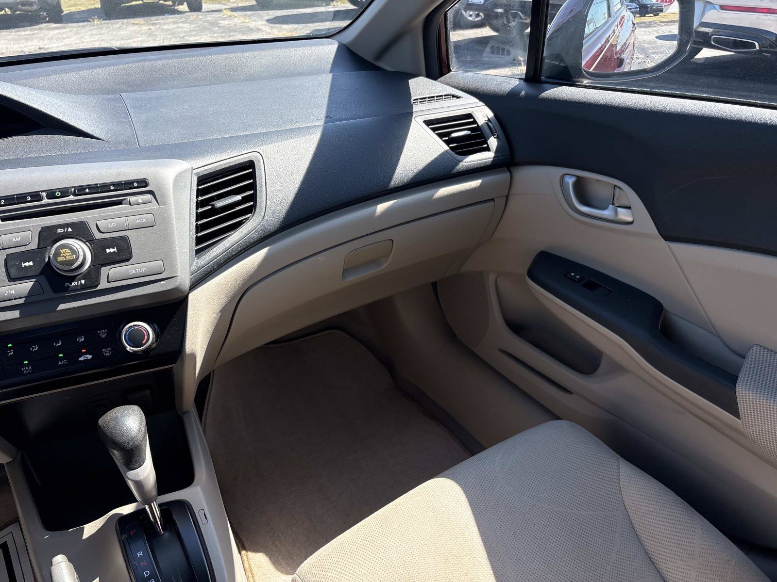 Used 2012  Honda LX image 13