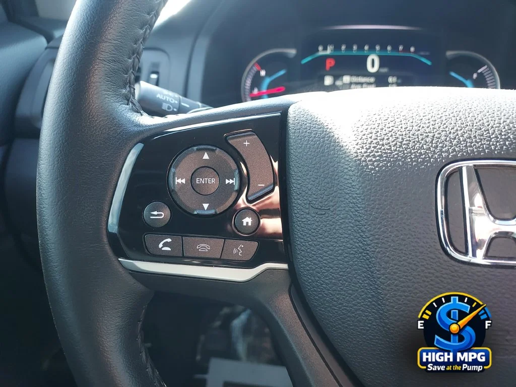 Certified Used 2022 Gray Honda Special Edition image 18